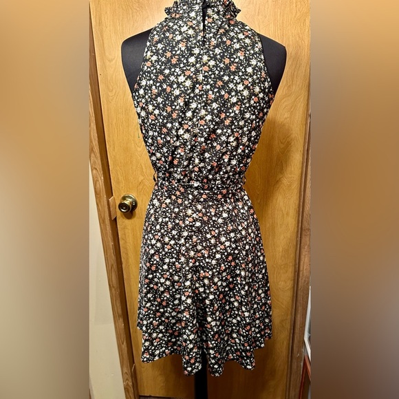 BTFBM halter style floral print size small dress - Picture 4 of 9